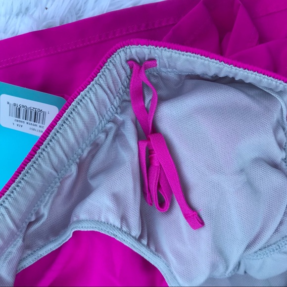 New Balance 3" Pink Shorts NWT - Picture 5 of 7